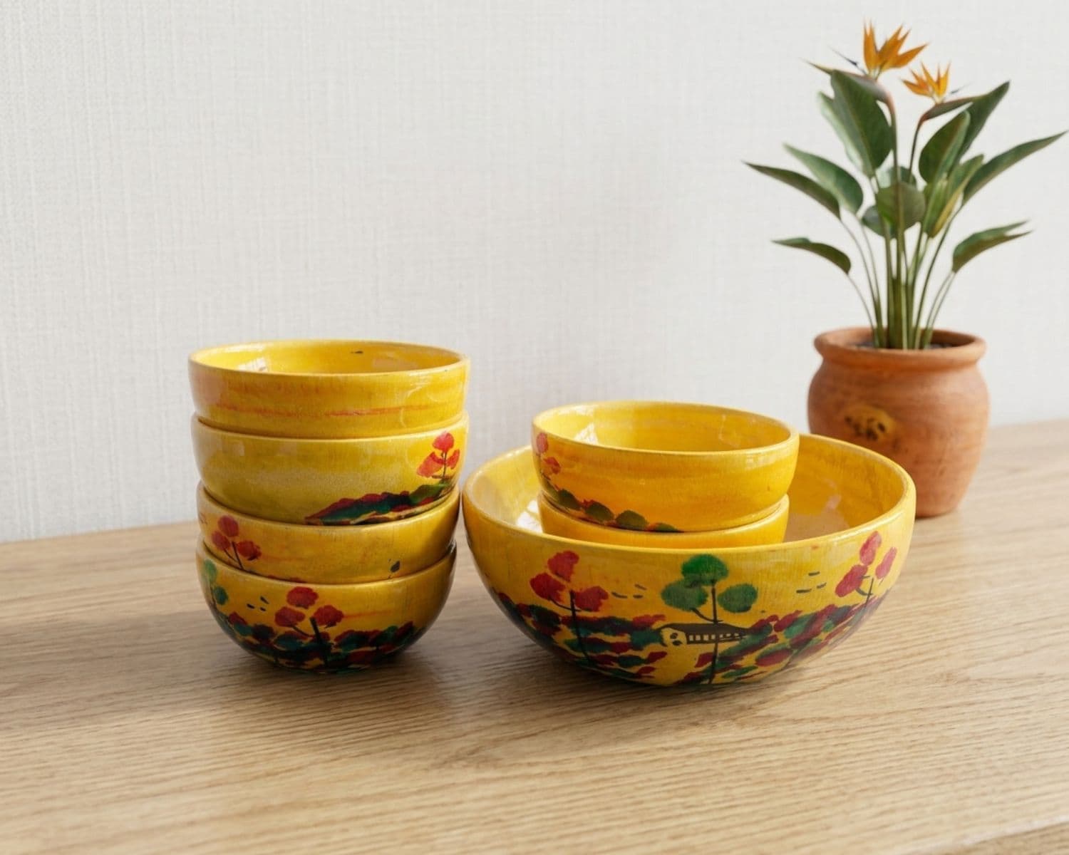 Handcrafted Painted Wooden Bowl Set - 7 Pieces - 6 Small & 1 Large - Glossy Finish